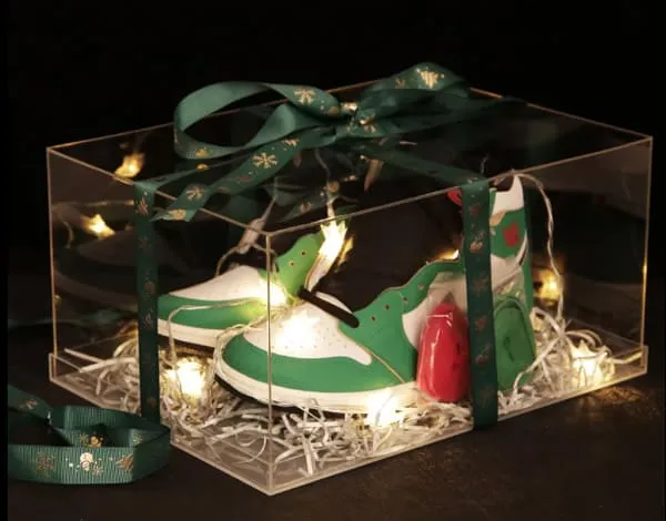 acrylic shoe box application