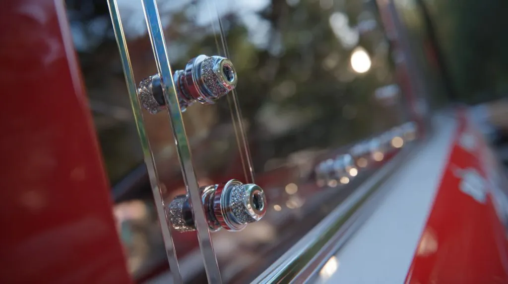 Cut Plexiglass for Vehicle Windows (9)