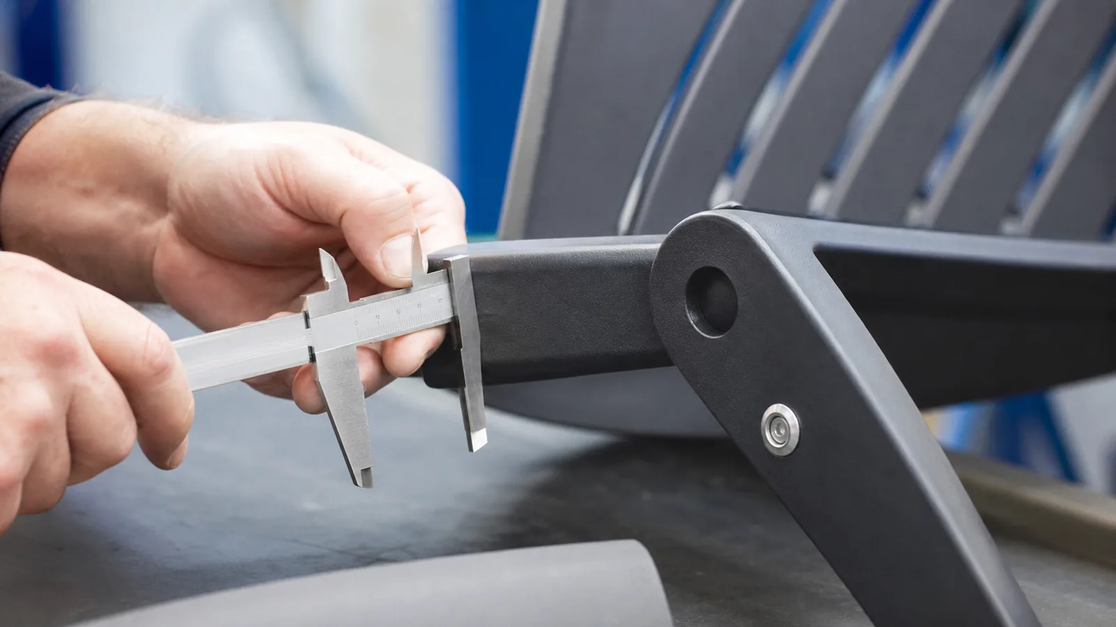 Quality inspection of an outdoor furniture plastic component